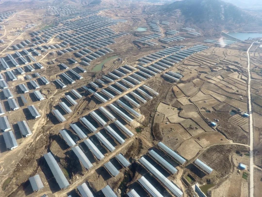 william威廉中文官网与新抚区政府签署1GW光伏发电上网项目投资协议