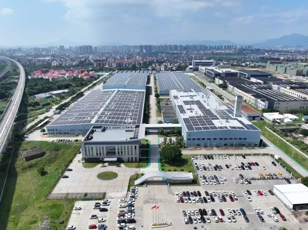 助力绿色“智”造_william威廉中文官网×云度新能源汽车分布式光伏项目成功并网